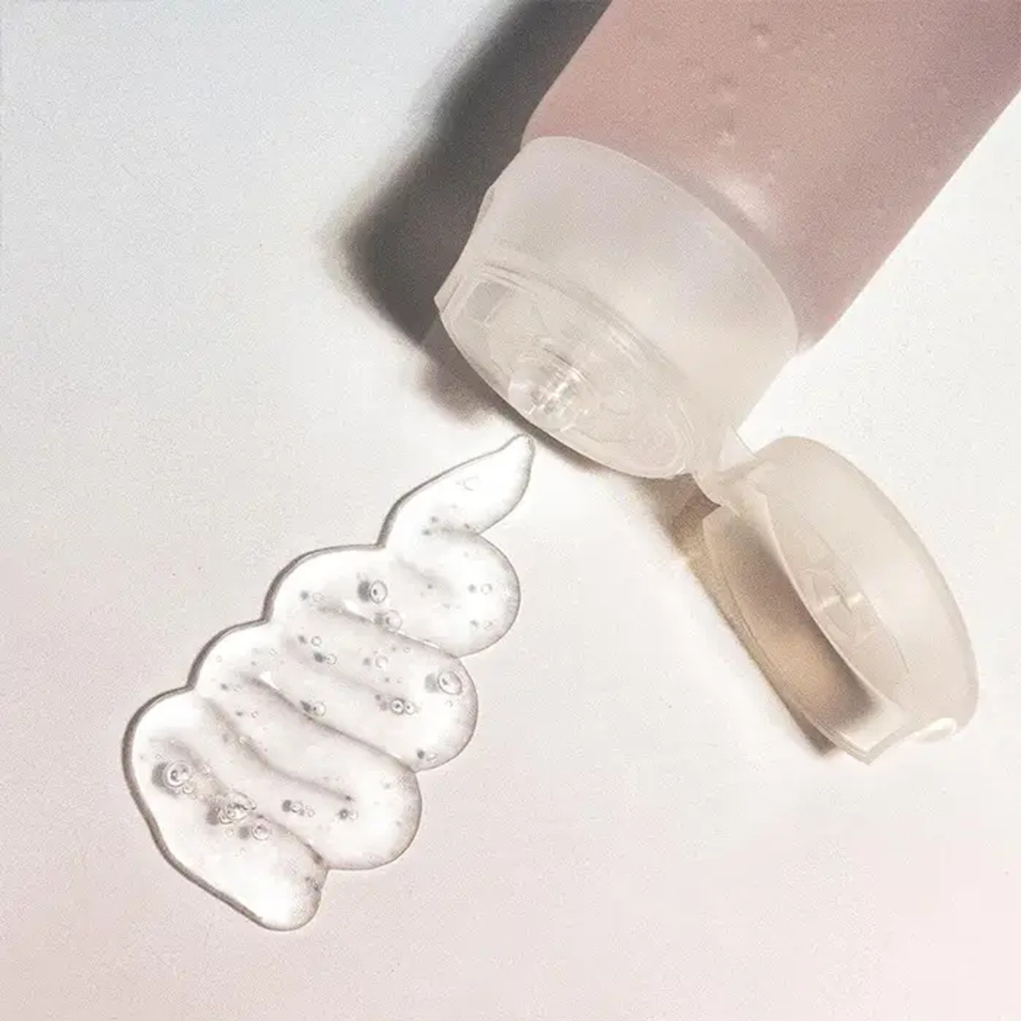 Haruharu Wonder Black RiceTriple AHA Gentle Cleansing Gel - Eksfolijuojantis Veido Prausiklis | 100ml