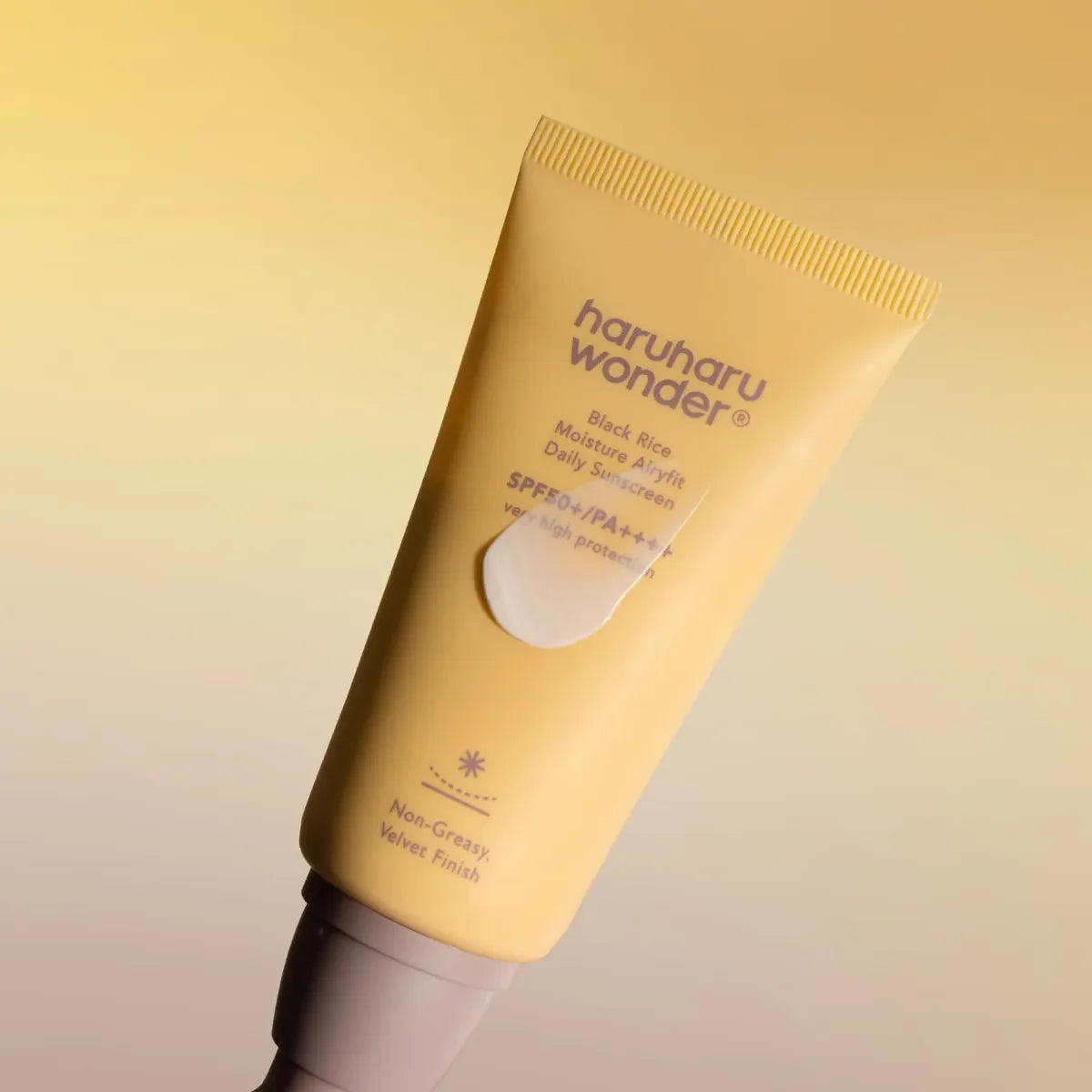 Haruharu Wonder Black Rice Moisture Airyfit Daily Sunscreen SPF50+/PA++++ - Kremas Nuo Saulės | 50ml